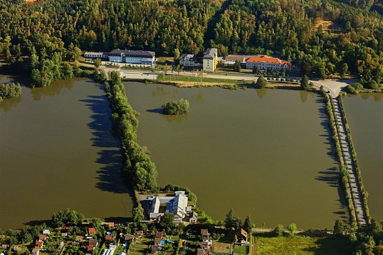 Camp Bezdrev